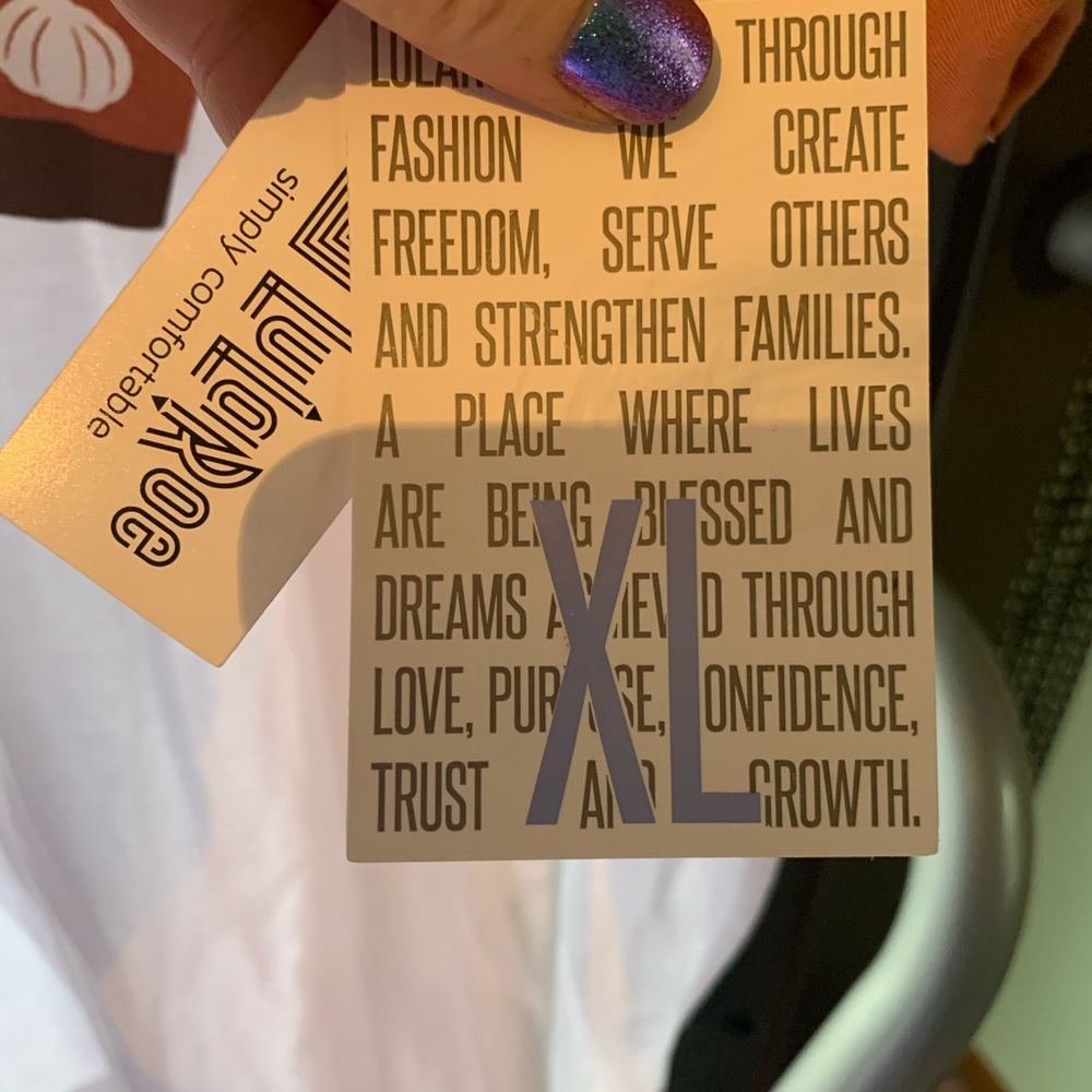 Lularoe Liv T, size XL